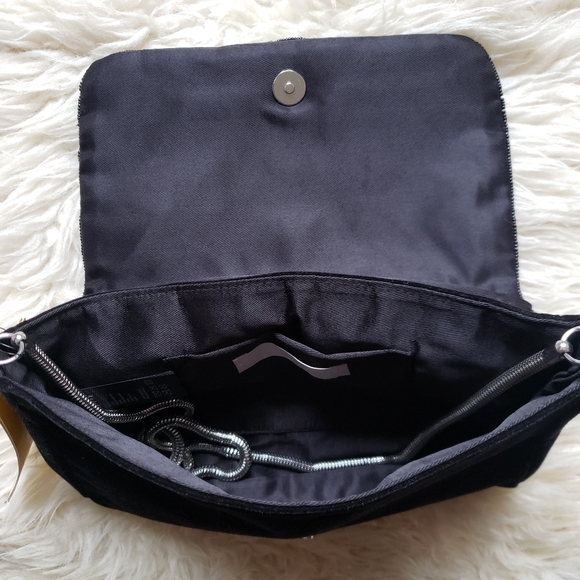 H&M Beaded Chevron Clutch / Crossbody Bag – Black & Silver Chain Strap NWT - Picture 7 of 8